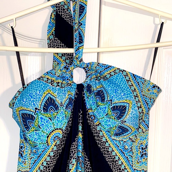 EnFocus, size 8, halter, maxi dress with peephole. - Picture 3 of 5